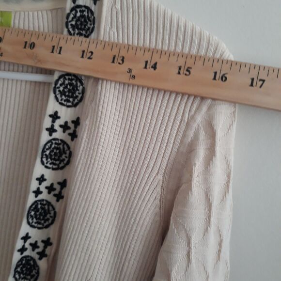 Sigrid Olsen Open Cardigan Womens Small Beige Knit Embroidered Neckline Tie - Picture 6 of 12
